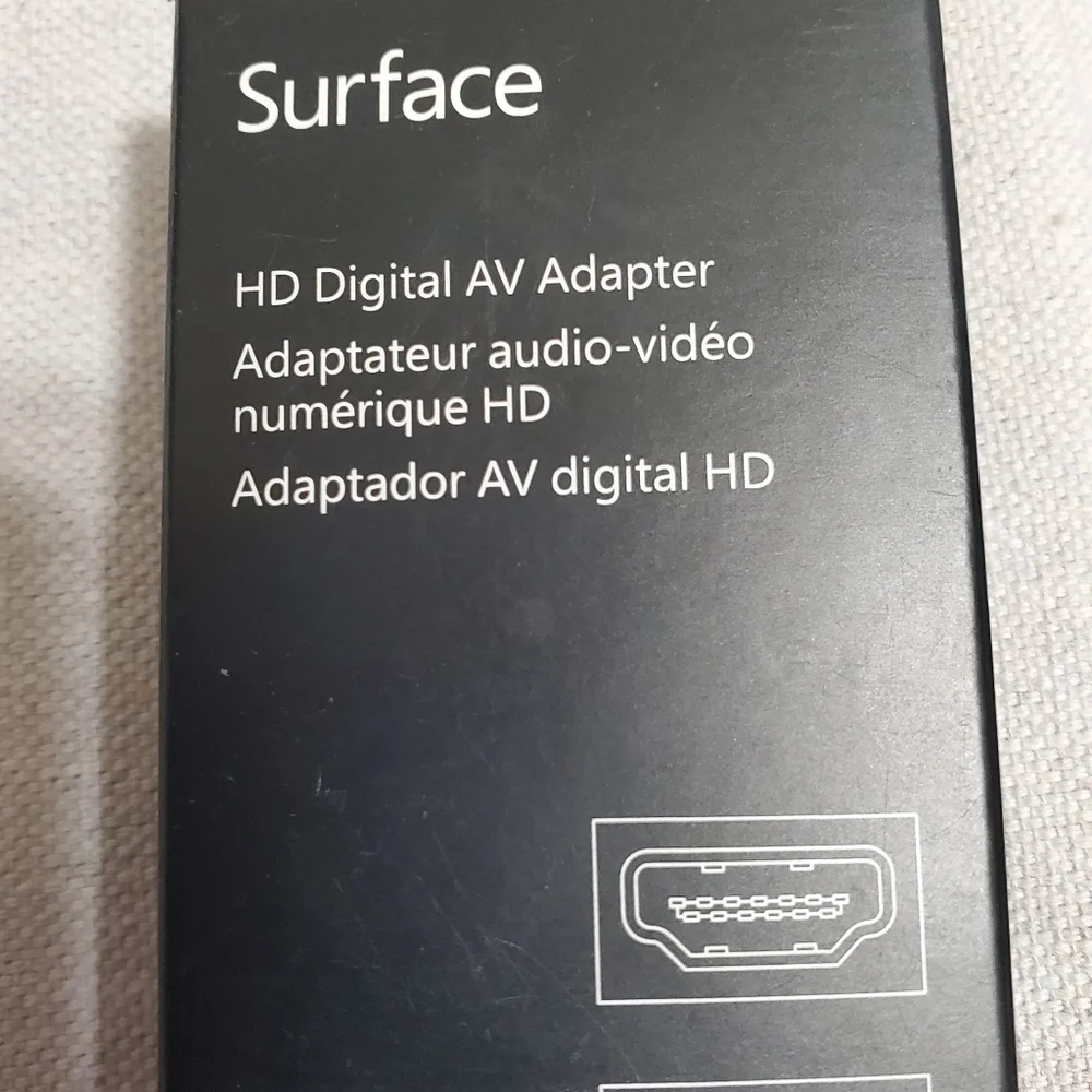 NWOT Microsoft HD Digital AV Adapter for Surface & Surface 2